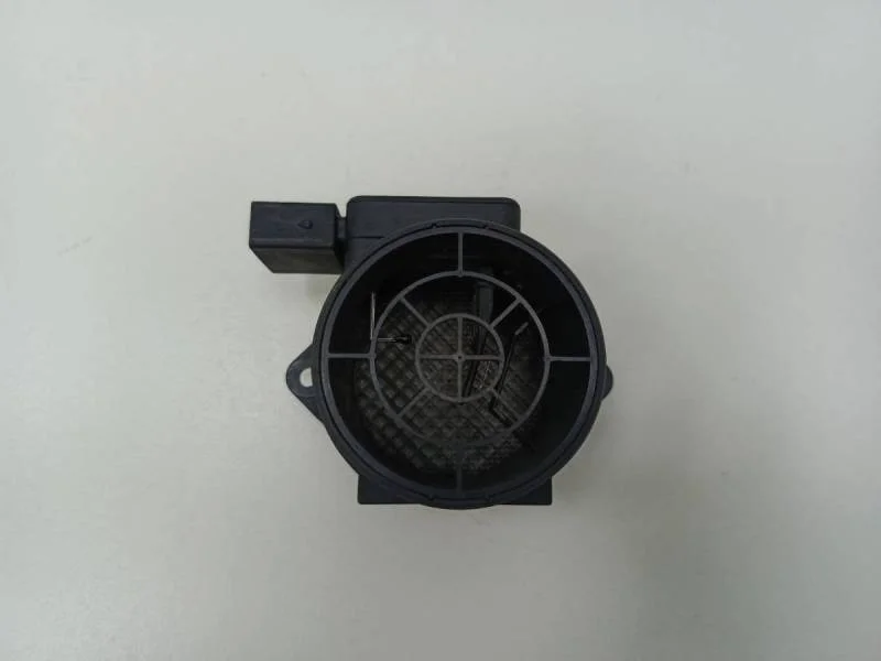 Датчик расхода воздуха (массметр, дмрв) Kia Carens (FJ) 2002-2006