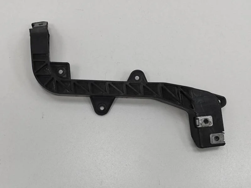 Кронштейн переднего бампера левый Mercedes-Benz ML-Class (W166) 2011>