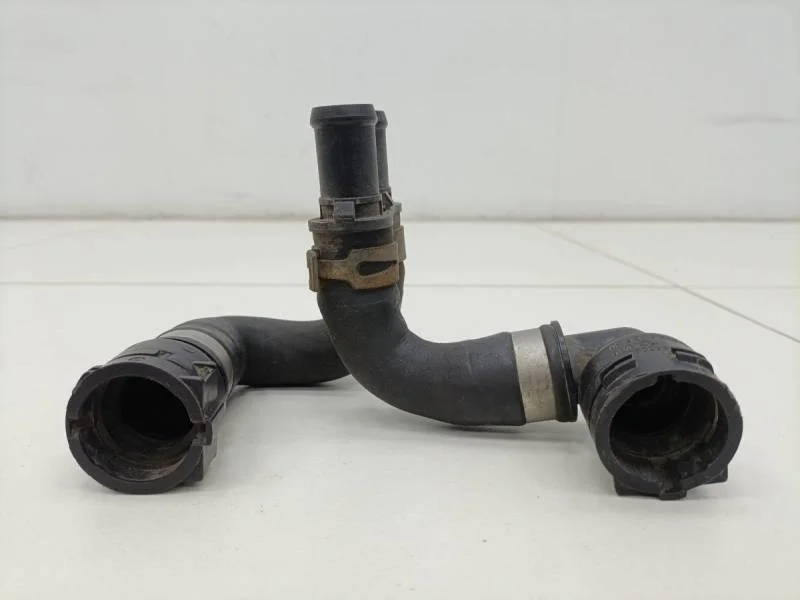 Шланг системы охлаждения Mercedes-Benz ML-Class (W166) 2011>