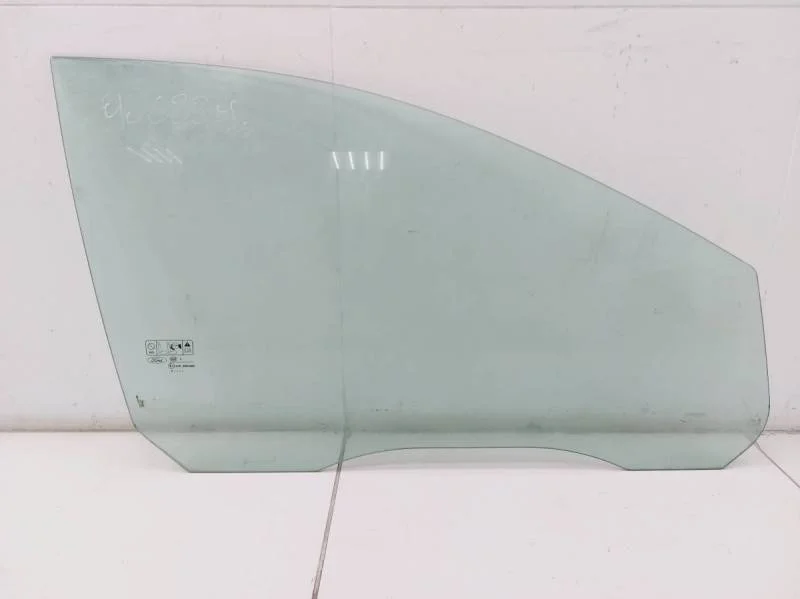 Стекло двери передней правой Ford Focus 2 (DA) 2005-2008
