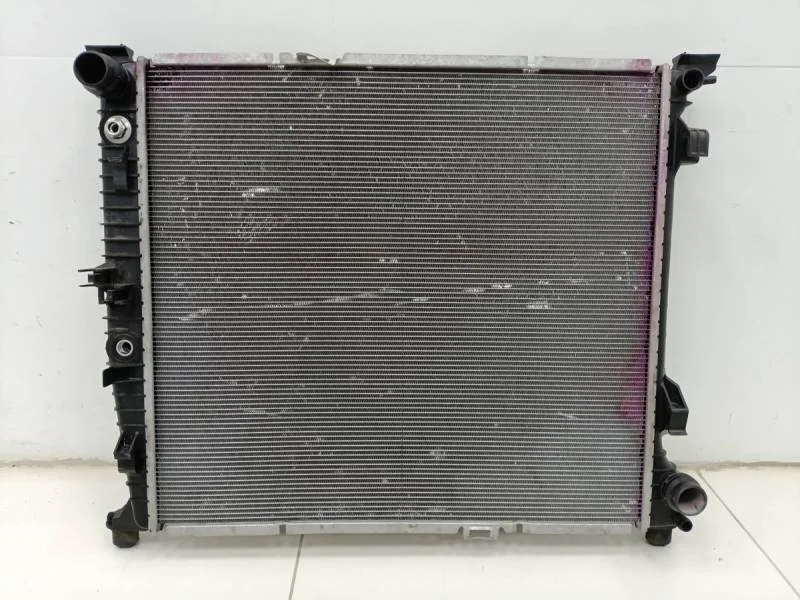 Радиатор охлаждения двигателя Mercedes-Benz ML-Class (W166) 2011>