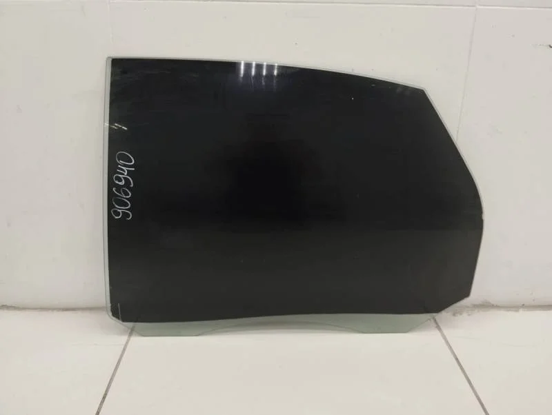 Стекло двери задней левой Ford Focus 2 (DB) 2008-2011