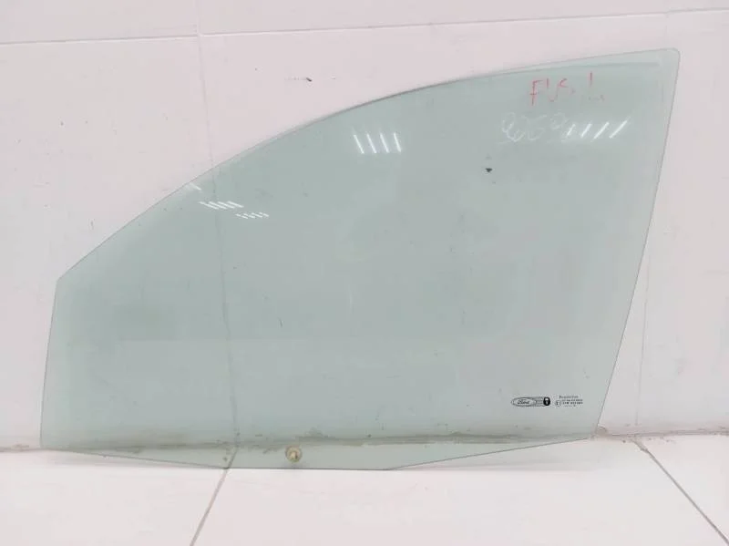 Стекло двери передней левой Ford Fusion (JU) 2002-2012