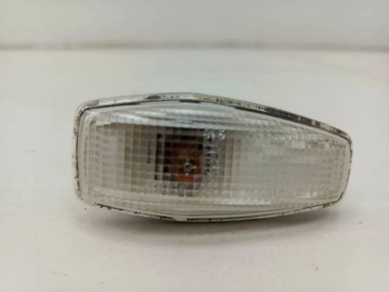 Повторитель на крыло Kia Carens (FJ) 2002-2006