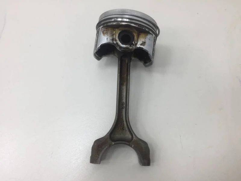 Поршень с шатуном Honda Accord 8 (CU) 2008-2013