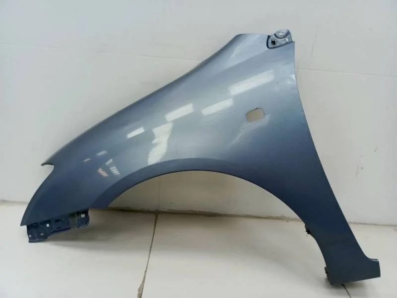 Крыло переднее левое Toyota Corolla E120 2001-2007
