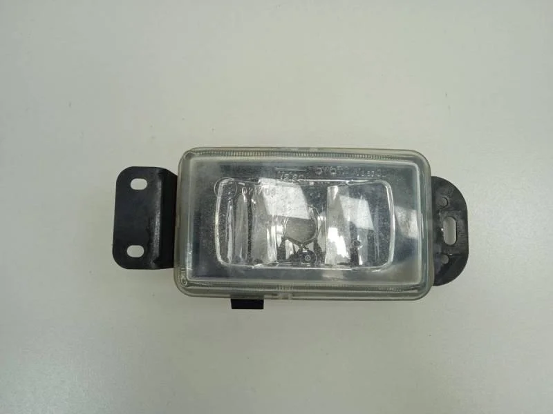 Фара противотуманная левая Toyota Corolla E120 2001-2007