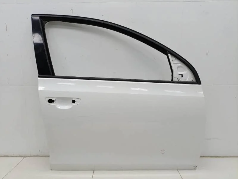 Дверь передняя правая Volkswagen Golf 6 (5K) 2009-2013