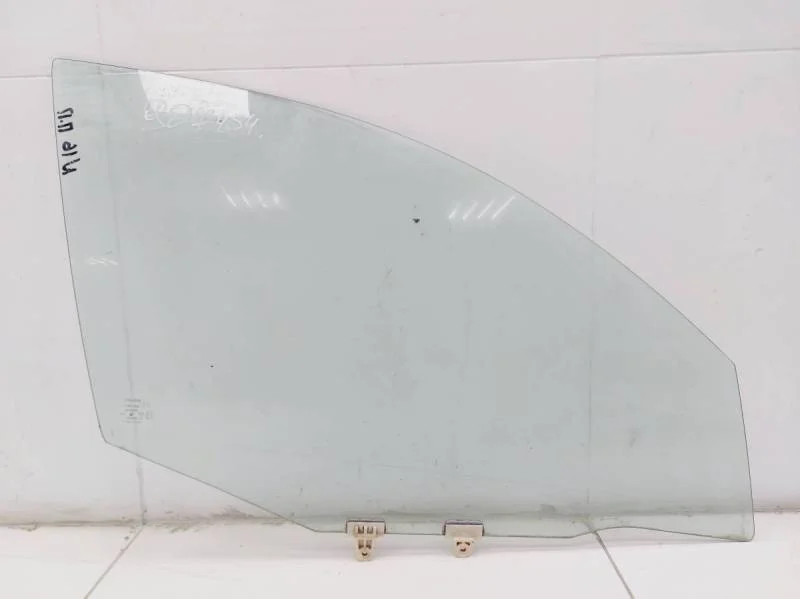 Стекло двери передней правой Nissan Almera Classic (B10) 2006-2013