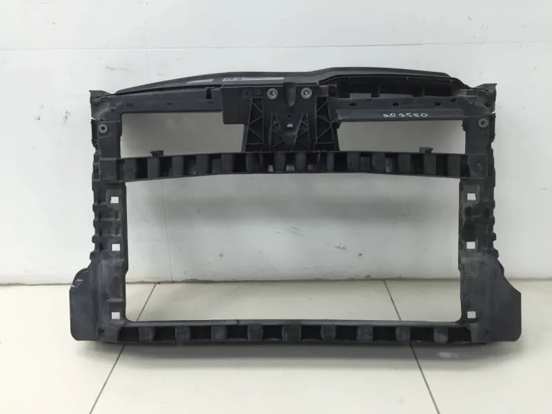 Панель передняя Volkswagen Golf 6 (5K) 2009-2013