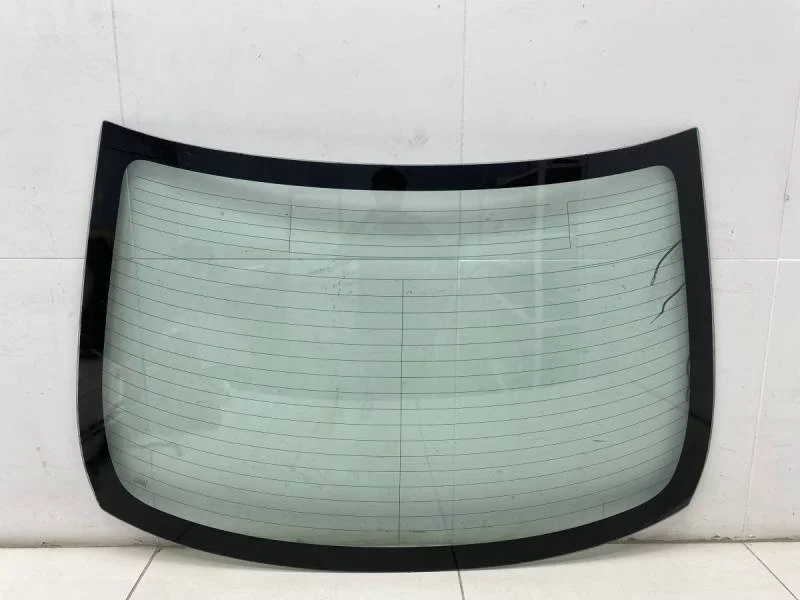 Стекло заднее Toyota Corolla E150 2006-2013