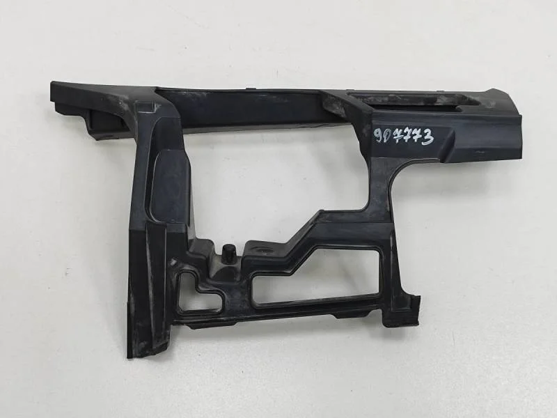 Кронштейн переднего бампера правый Volkswagen Golf 6 (5K) 2009-2013