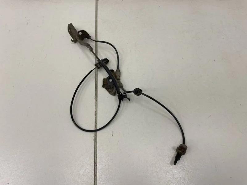 Датчик ABS передний левый Toyota Corolla E150 2006-2013