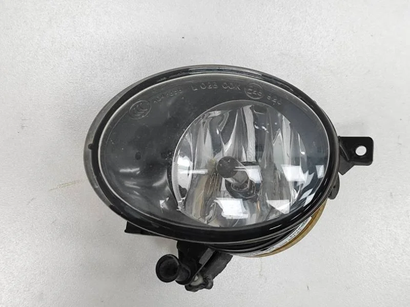 Фара противотуманная левая Volkswagen Golf 6 (5K) 2009-2013