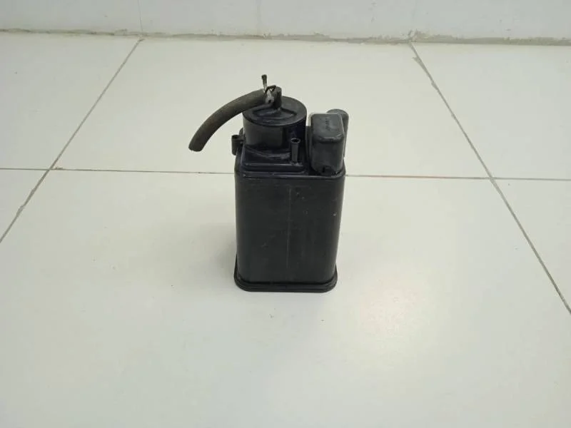 Абсорбер (фильтр угольный) Toyota Corolla E120 2001-2007