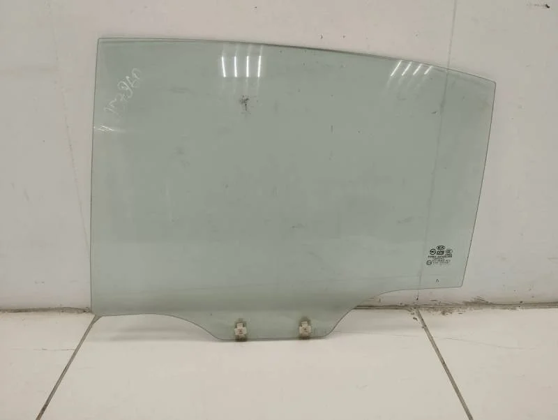 Стекло двери задней левой Kia Rio 2 (JB) 2005-2011