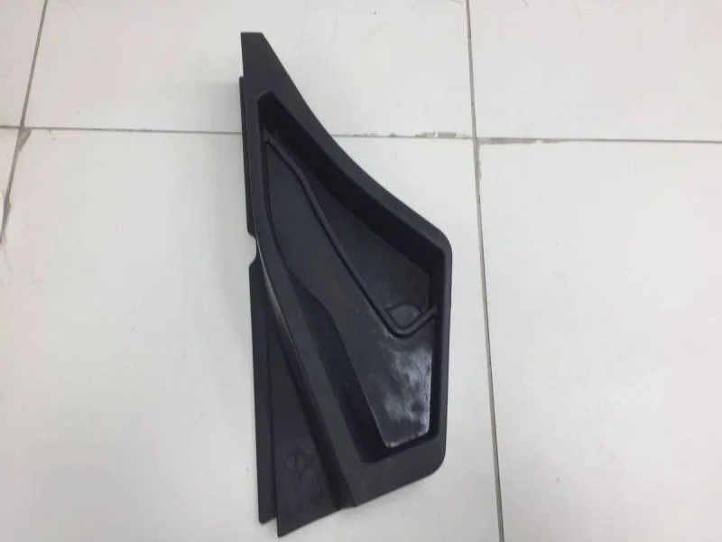 Ящик для инструментов Toyota Corolla E150 2006-2013