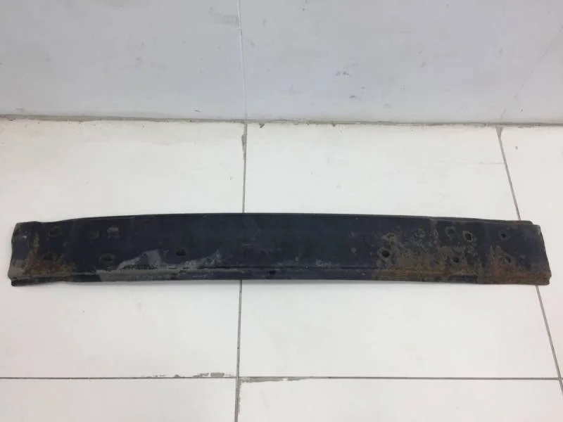 Усилитель заднего бампера Toyota Corolla E150 2006-2013