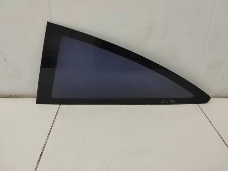 Стекло кузовное глухое левое Opel Corsa (D) 2006-2015