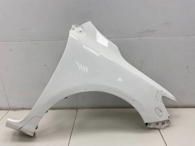 Крыло переднее правое Toyota Corolla E150 2006-2013