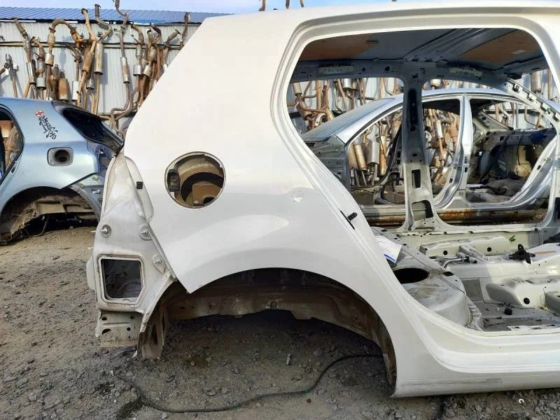 Крыло заднее правое Volkswagen Golf 6 (5K) 2009-2013