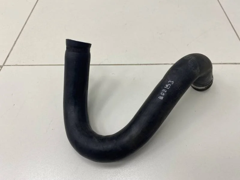 Патрубок радиатора охлаждения Toyota Corolla E150 2006-2013