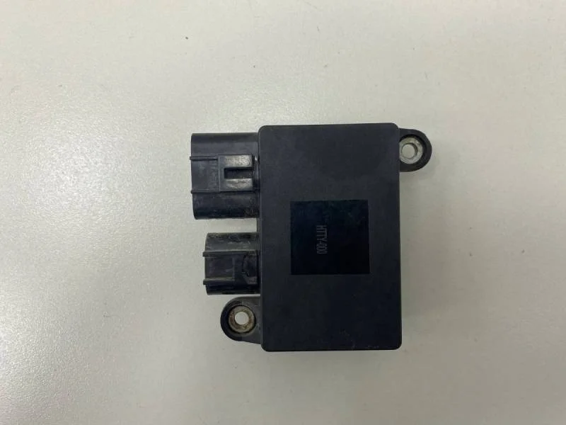 Блок управления вентилятором Toyota Corolla E150 2006-2013