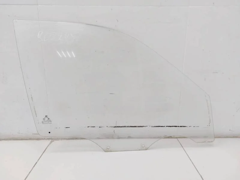 Стекло двери передней правой Hyundai Accent (LC, Tagaz) 2000-2012