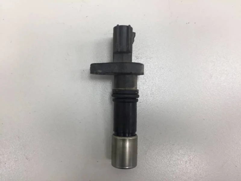 Датчик положения коленвала Toyota Corolla E150 2006-2013