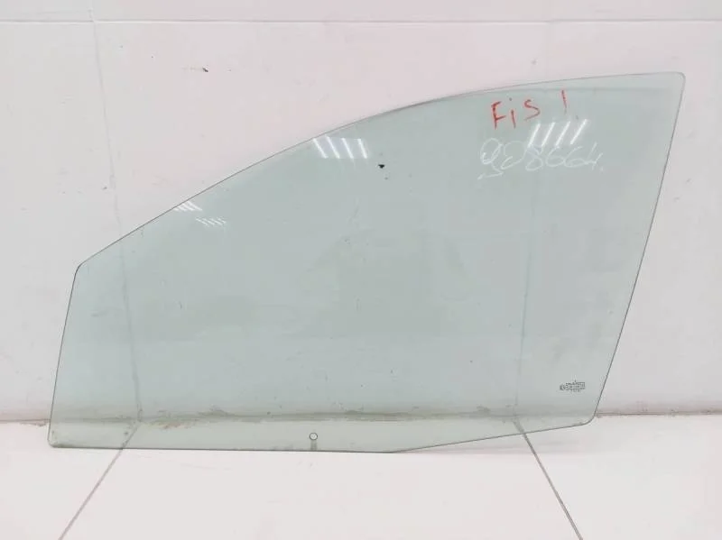 Стекло двери передней левой Ford Fiesta (MK5) 2002-2008