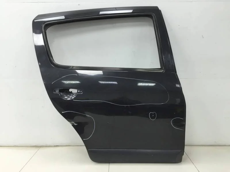 Дверь задняя правая Renault Sandero 2009-2014