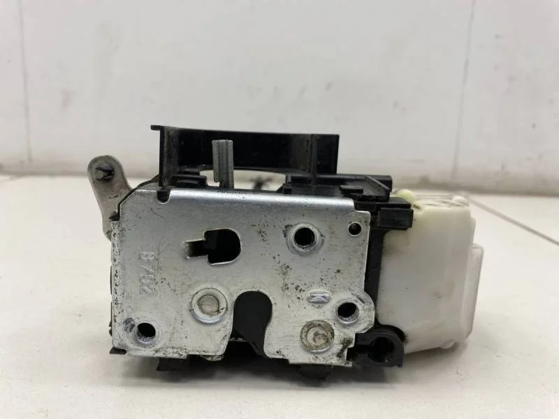 Замок двери передней правой Fiat Albea 2002-2012