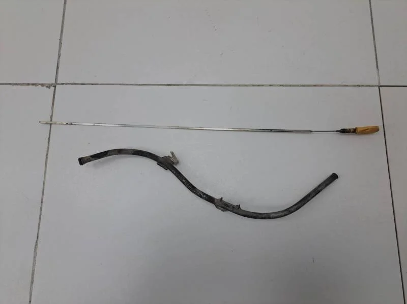 Щуп масляный Toyota Corolla E150 2006-2013