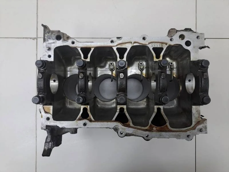 Блок двигателя Toyota Corolla E150 2006-2013