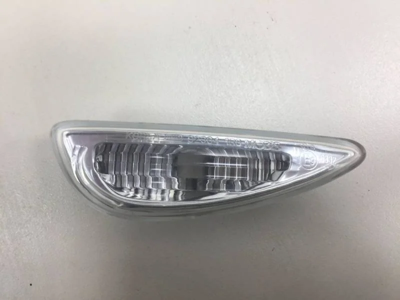 Повторитель на крыло Hyundai Solaris 2010-2017