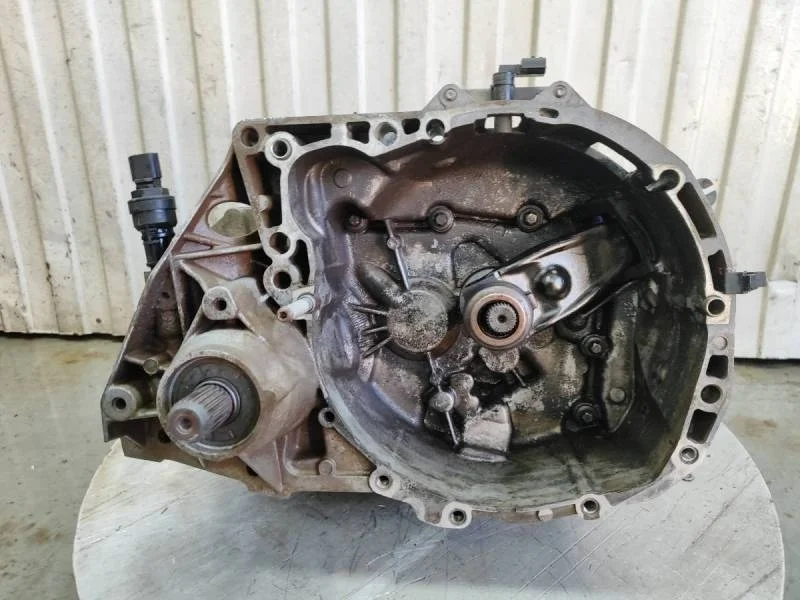 МКПП (механическая коробка переключения передач) Renault Sandero 2009-2014