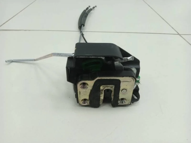 Замок двери передней правой Hyundai Solaris 2010-2017