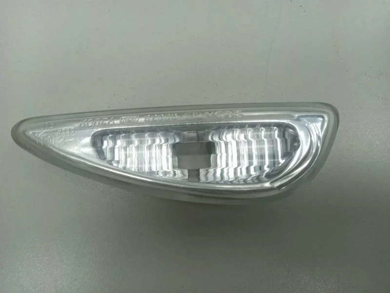 Повторитель на крыло Hyundai Solaris 2010-2017