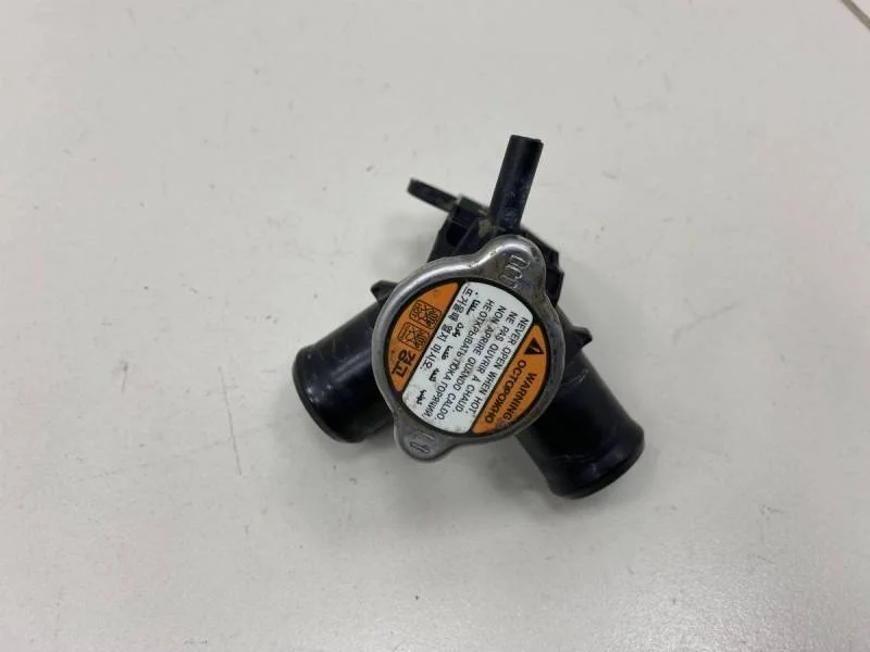 Тройник системы охлаждения Hyundai Solaris 2010-2017