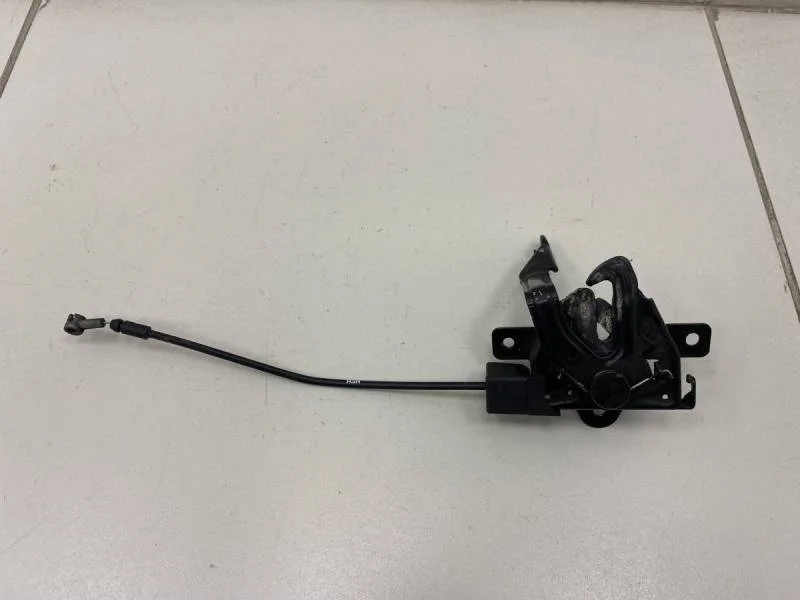 Замок капота Hyundai Solaris 2010-2017