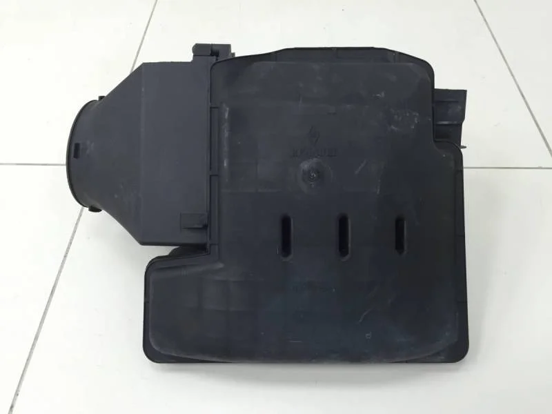 Корпус воздушного фильтра Lada Largus 2012>