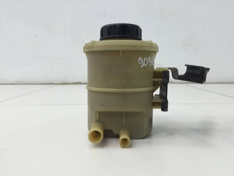 Бачок гидроусилителя Lada Largus 2012>