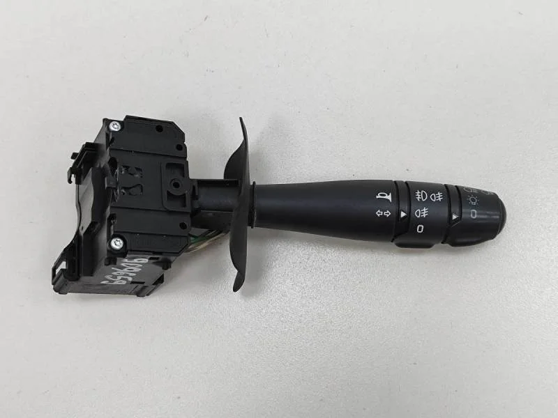 Переключатель поворотов подрулевой Lada Largus 2012>