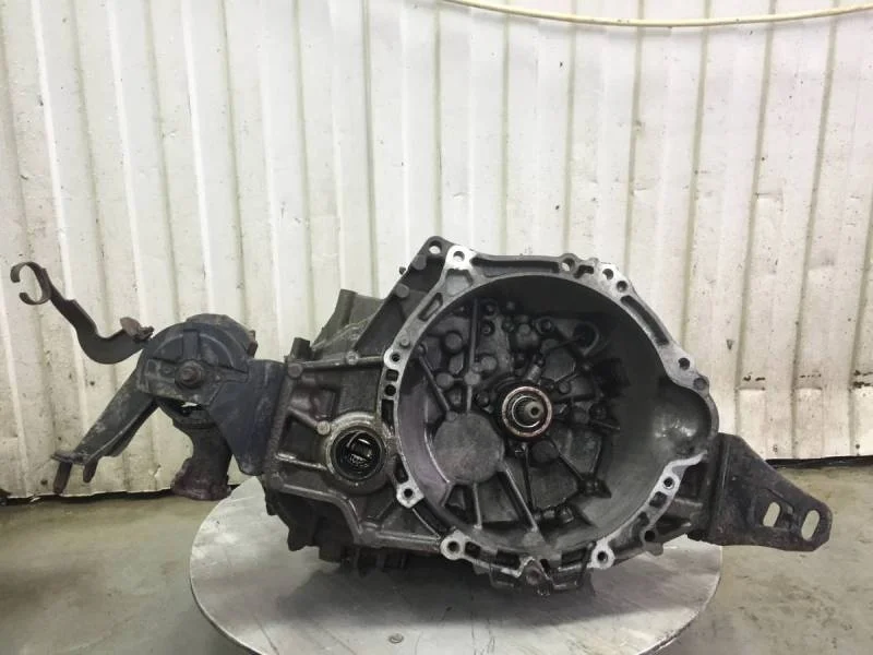 МКПП (механическая коробка переключения передач) Toyota Corolla E150 2006-2013