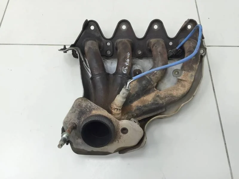 Коллектор выпускной Lada Largus 2012>