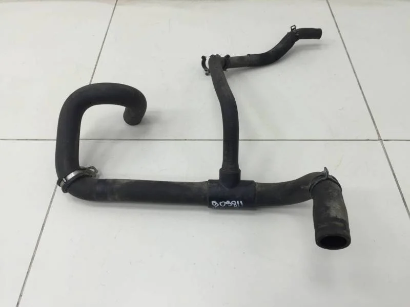 Патрубок радиатора охлаждения Lada Largus 2012>