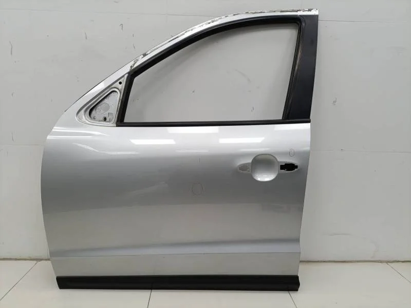 Дверь передняя левая Hyundai Santa Fe (CM) 2006-2012