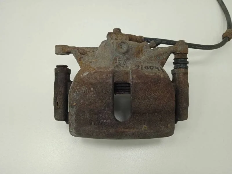 Суппорт передний левый Skoda Octavia (A7) 2013>