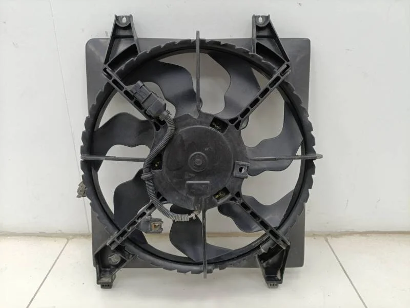 Вентилятор радиатора Hyundai Santa Fe (CM) 2006-2012