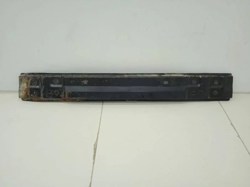 Усилитель заднего бампера Toyota Avensis (T270) 2009>